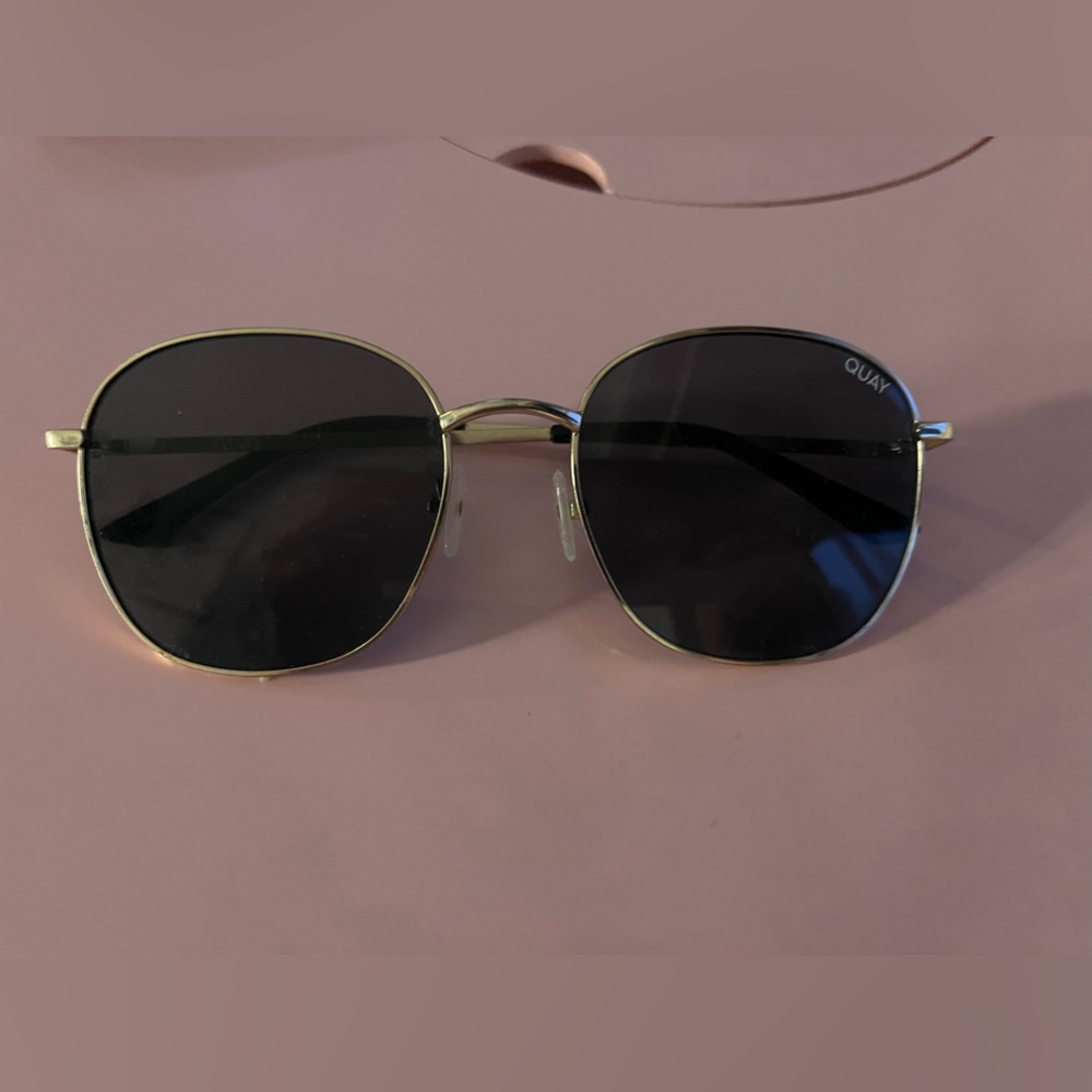 QUAY Sunglasses